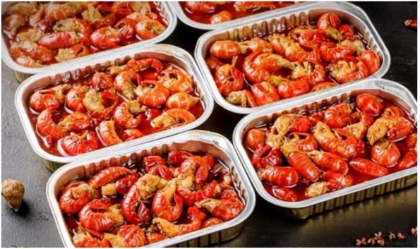 Aluminum container trays for convenient ready-to-eat dishes packaging